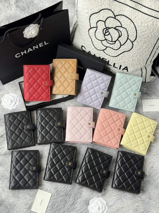 Picture of Chanel Wallets _SKUfw239844730fw